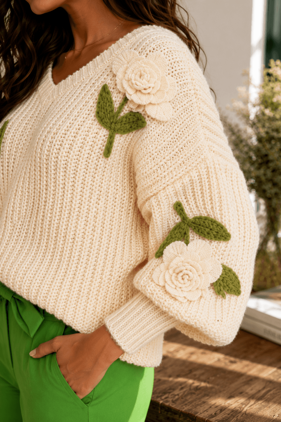 swetery-closbie-sweter-z-rozami-3d-114 swetery-closbie-sweter-z-rozami-3d-114
