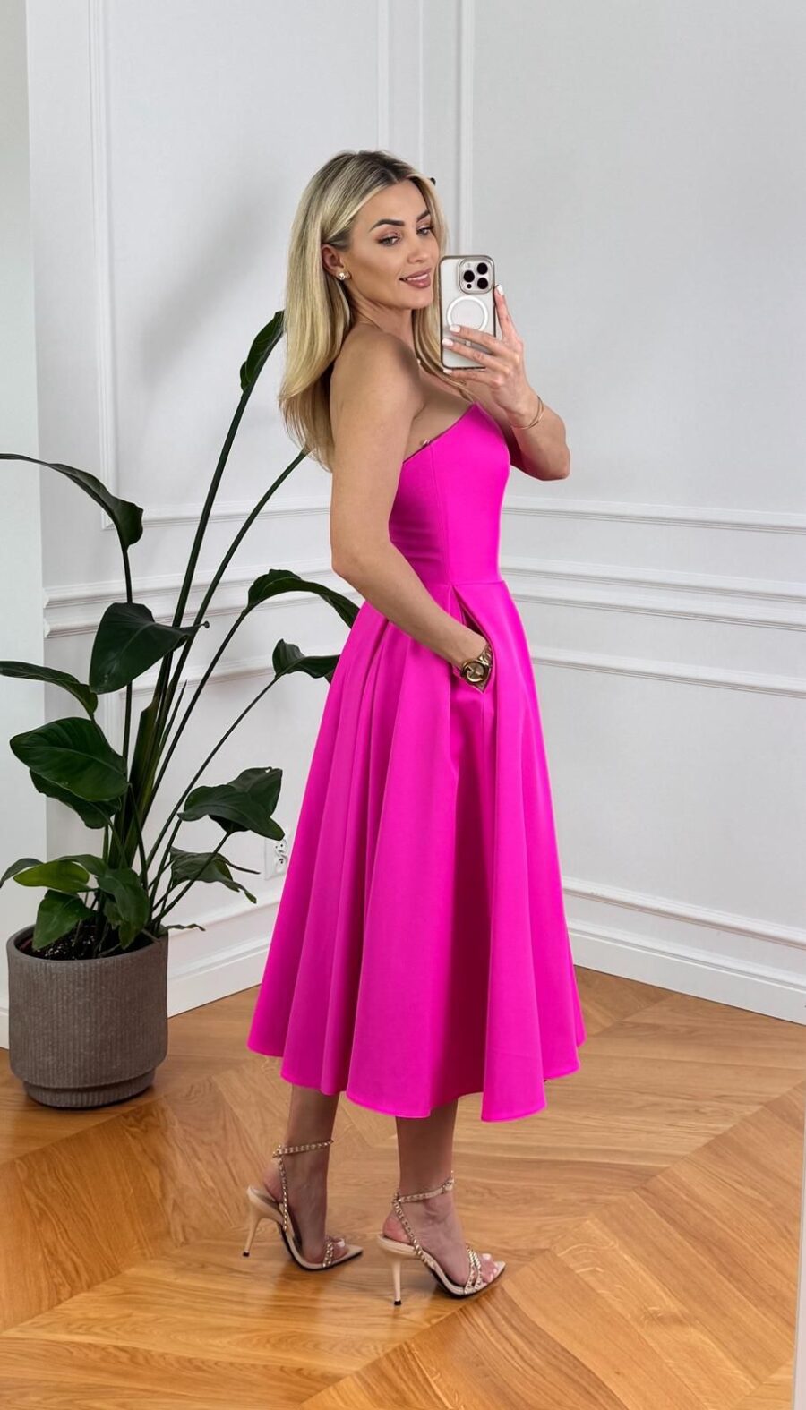 sukienki-closbie-elegancka-sukienka-gorsetowa-w-kolorze-fuksji-idealna-na-chrzciny-komunie-wesele-bankiety-na-randke-na-wakacje-rozmiary-xs-s-m-l-342 sukienki-closbie-elegancka-sukienka-gorsetowa-w-kolorze-fuksji-idealna-na-chrzciny-komunie-wesele-bankiety-na-randke-na-wakacje-rozmiary-xs-s-m-l-342